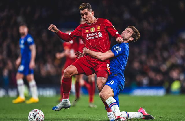 欢迎女明星，海岛粉上头！《和平精英》携手“赞萌露比”跨界联动