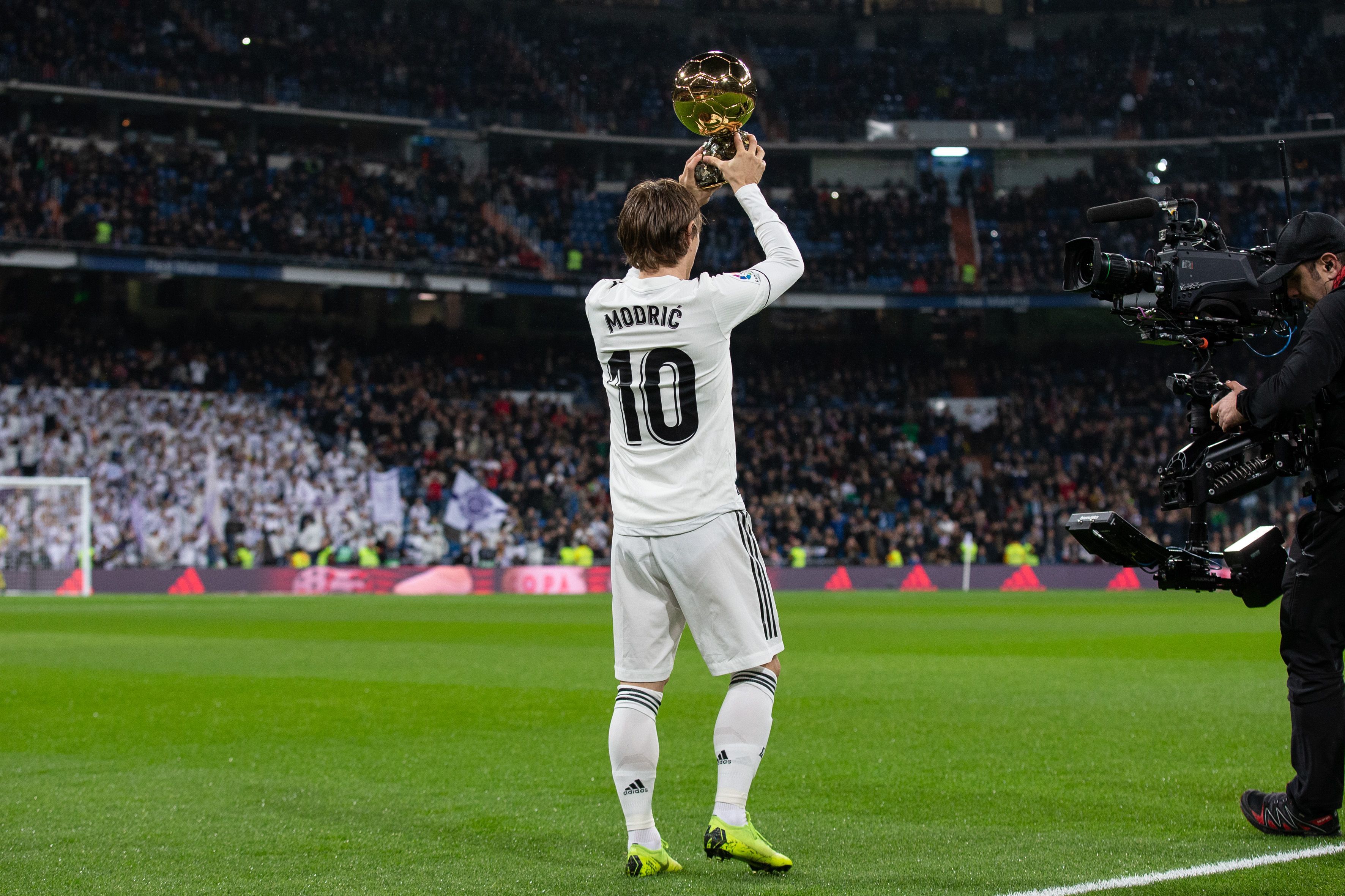 扑克策略的长期回报（扑克策略的长期收益）