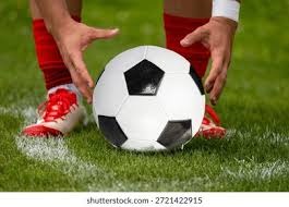 《滑球还是曲球？解析现代投手的球种设计理念》